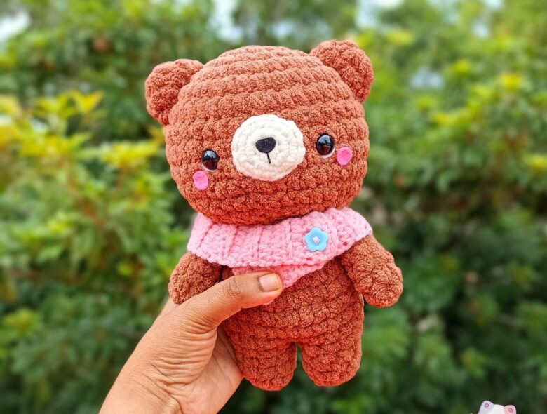 Amigurumi bear