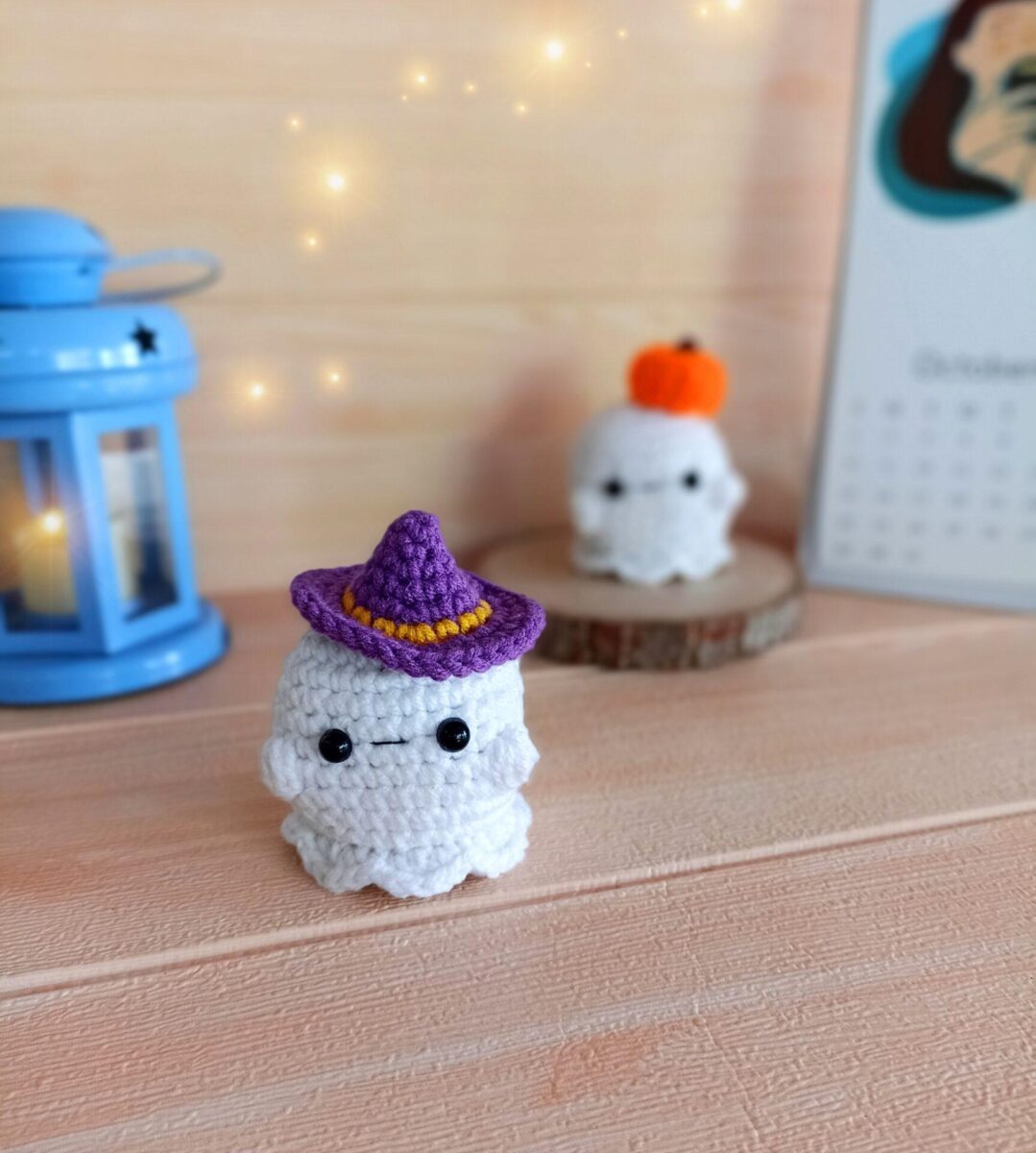 Amigurumi Ghost pattern ⋆ A Little Love Everyday