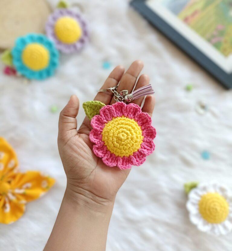 Crochet daisy