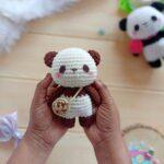 Amigurumi panda