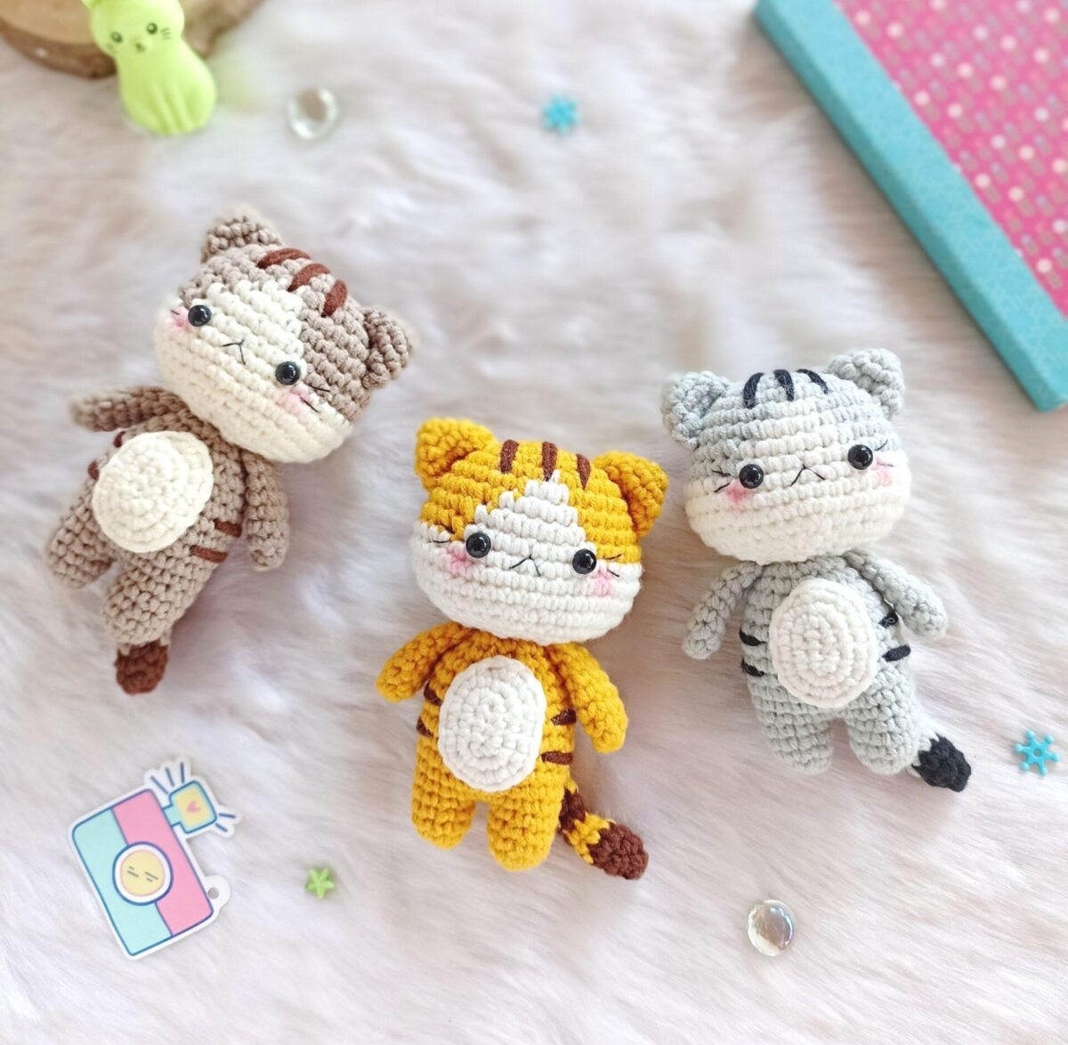 Free Patterns ⋆ A Little Love Everyday
