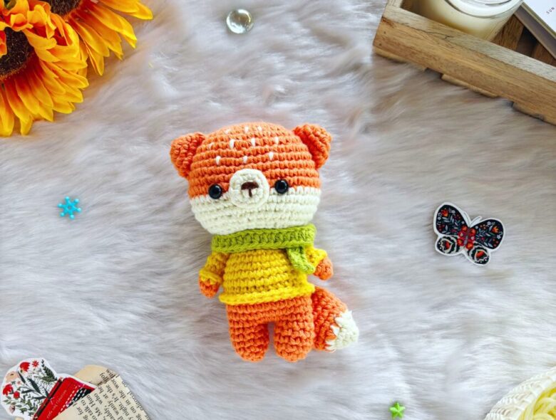 Amigurumi fox
