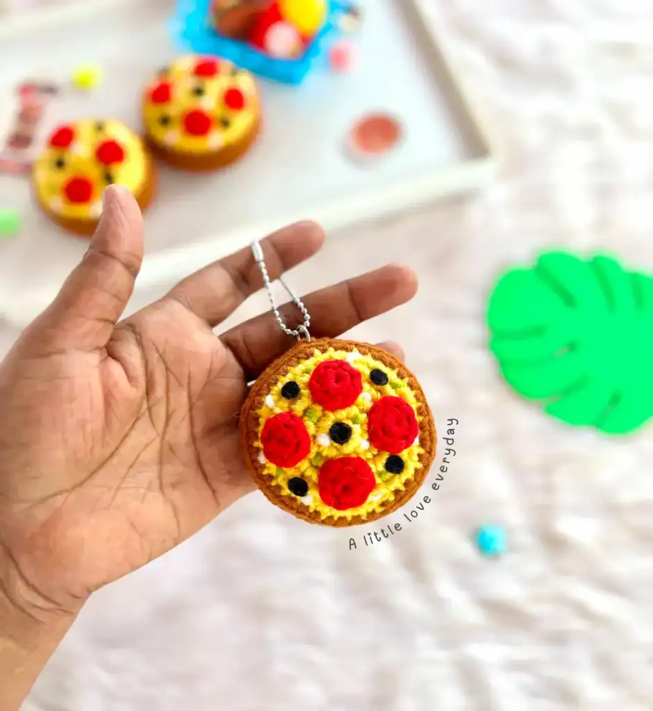 Crochet Pizza bag charm